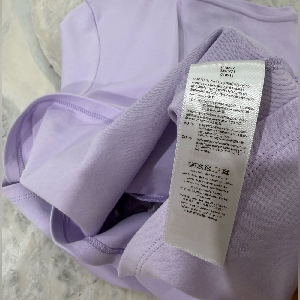 💜NWT authentic Givenchy Lavender T-Shirt - Picture 8 of 8